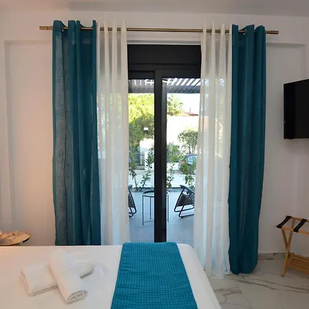 Diamond C Luxury Nea Iraklitsa
