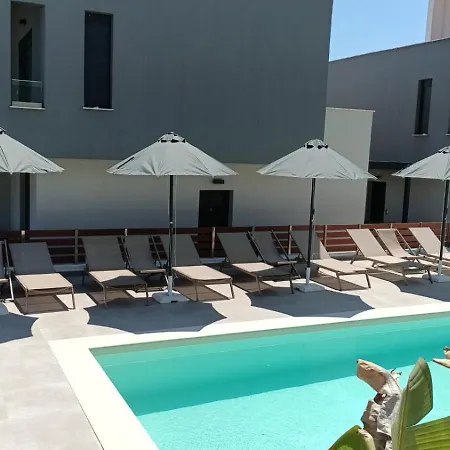 Diamond C Luxury Apartment Nea Iraklitsa